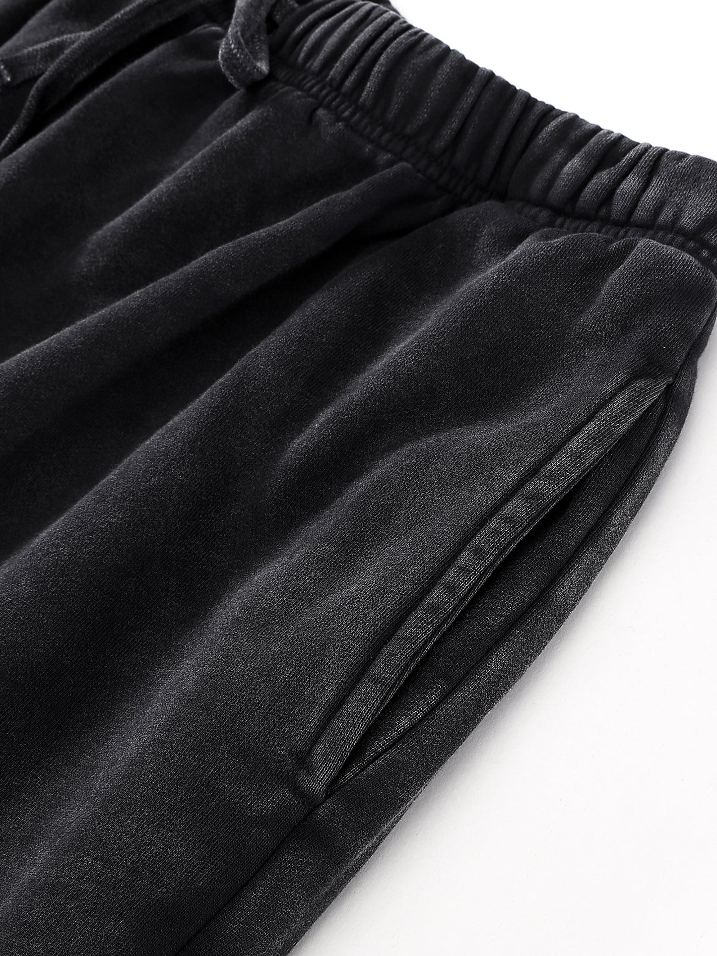 Men's Snow Washed Starred Shorts